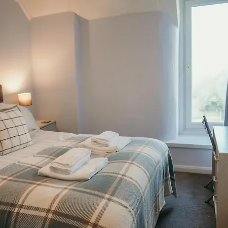 14 Burnett House By Prestige Sa * Seascale