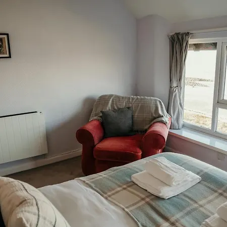 14 Burnett House By Prestige Sa