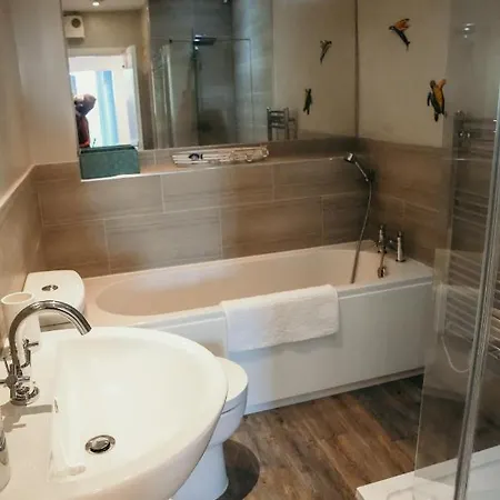 14 Burnett House By Prestige Sa * Seascale